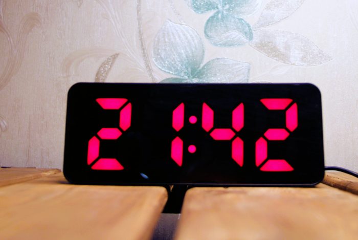 ساعت دیجیتال رومیزی LED مدل 3821 - تصویر 10